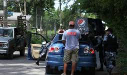 Dos bandas siembran el terror en La Ceiba