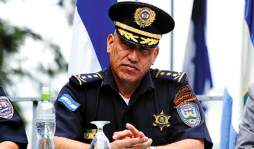 'Al nomás detectar un policía corrupto, lo meto preso': Bonilla