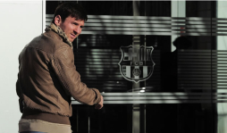 Messi renueva contrato con el Barça hasta 2018