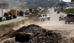 Exigen conocer montos reales de concesión de carreteras