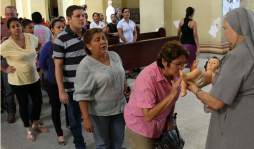 'Seamos críticos con quienes provocan la crisis económica”: cardenal hondureño