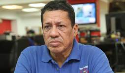 Un Santa que también apaga incendios