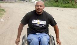 Gabriel, el campeón que anda en silla de ruedas