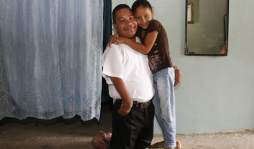 Funcionario de El Progreso va de rodillas, mas no vencido