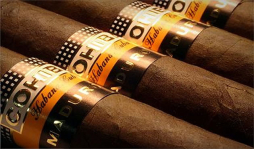 Cuba acusa a EUA de 'robo descarado' de marca de habanos Cohiba