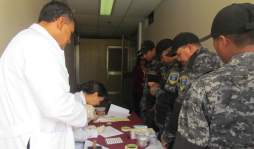 Unos 100 miembros quedan fuera de la Policía de Honduras