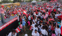 Villeda cuestiona bancarrota que sume a Honduras