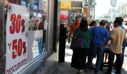 Comercio se mantuvo a flote con ventas navideñas