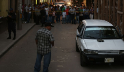 En balacera matan a pasajero de un taxi