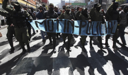 Quinto día de rebelión policial en Bolivia