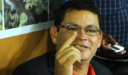 Educación suspende cobro de aportaciones