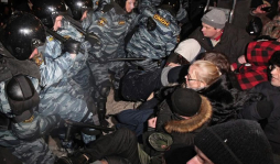 Más de 550 manifestantes detenidos contra Putin