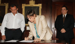 EUA apoya con 50 millones de dólares a Honduras