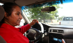 Gladys Maritza, la reina de los taxis colectivos