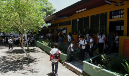 Voluntarios restaurarán la escuela Dionisio de Herrera
