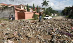 Tormenta causa muertes y destrozos en San Pedro Sula