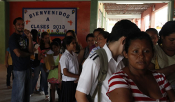 Incumplen inicio de año escolar