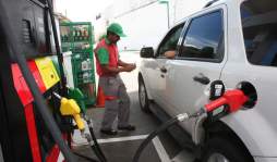 Alzas a los combustibles reabren dudas sobre ganancias del Gobierno