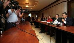 Polémicas reformas en primer año del Congreso