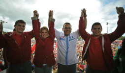 Otto Pérez electo presidente de Guatemala