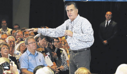 Atacan a Mitt Romney por su pasado
