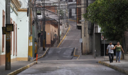 Veraneantes dejan desolada la capital