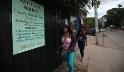 Inician matrículas en escuelas y colegios