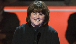 Linda Ronstadt apaga su voz