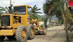 Mejoran calles de terracería en El Progreso