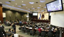 Flam opuesta a vigilar jueces