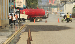 A las procesiones les tocará pasar sobre el gravín
