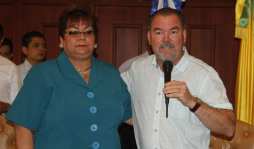 Roberto Contreras ratifica su apoyo a Villeda