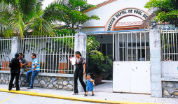 Intervienen Departamental de Educación de Cortés