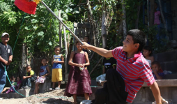 Chepito Pérez, 'el niño venadito” juega fútbol a su manera