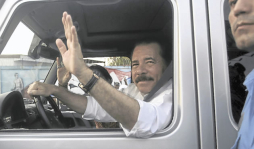 Ortega entrega estufas de gas venezolanas