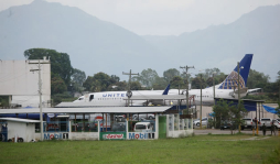 Hoy se reanudan los vuelos a El Salvador