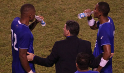 Con Suárez se retoma el fútbol de ataque en Honduras