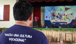 En congreso buscan reorientar la vocación