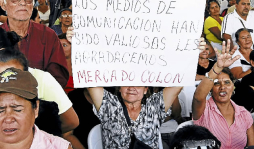 Hondureños apoyan maratón a beneficio de locatarios