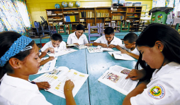 No invierten en material didáctico