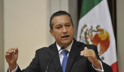 Calderón cancela participación en cumbres por muerte de mininstro