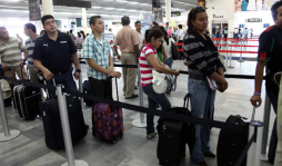 Viajeros escogieron Cancún y Roatán para vacacionar