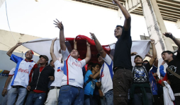 La Ultrafiel le pidió el título al Olimpia