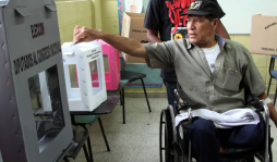 Histórica presencia electoral en la escuela Centeno de Cabañas