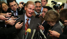 Caso Petraeus enturbia situación política en EUA