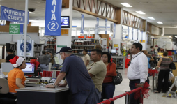 Comerciantes esperan mayores ventas desde este sábado 15