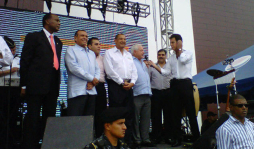 Martinelli invita a seguir invirtiendo en Honduras