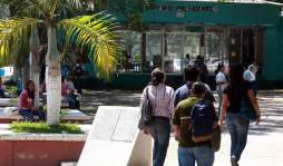 Hay más cupos para materias generales en la Unah-vs