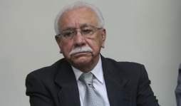 La Constitución 'se estira y se encoge”