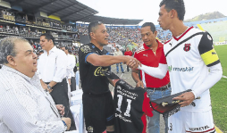 Wilmer el 'Matador' Velásquez se despide a lo grande